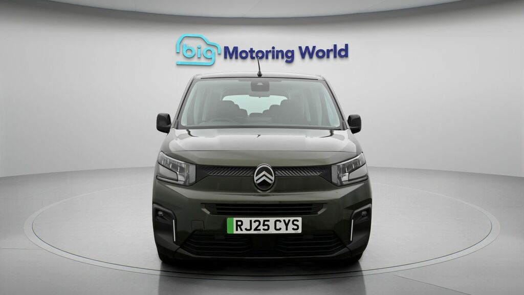 Citroen e-Berlingo Plus XL Green #2