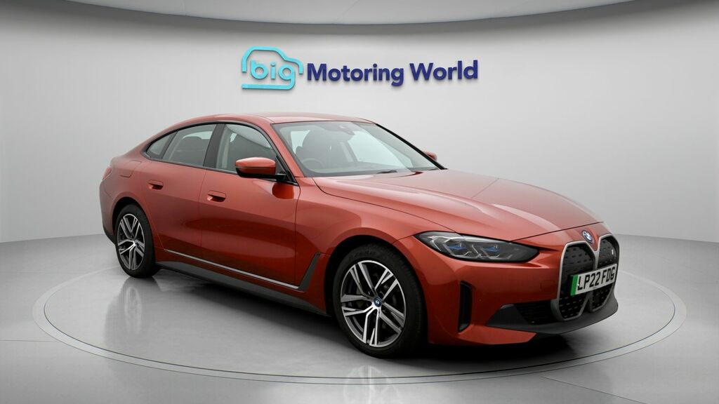 BMW i4 Sport Orange