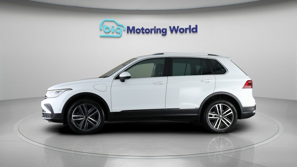 Volkswagen Tiguan Elegance White #4