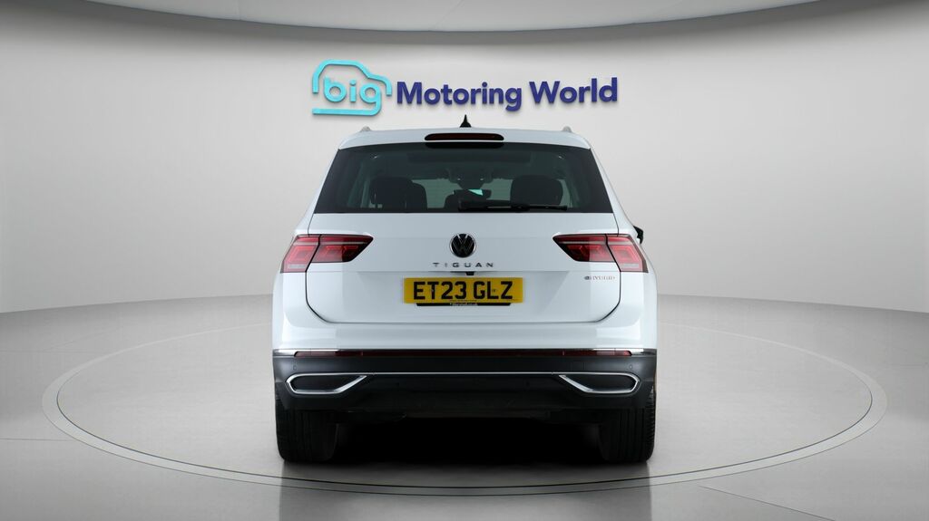 Volkswagen Tiguan Elegance White #6