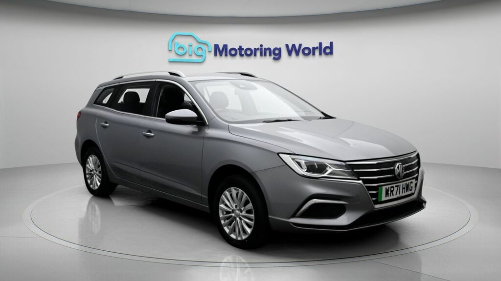 MG MG5 Exclusive Long Range Silver