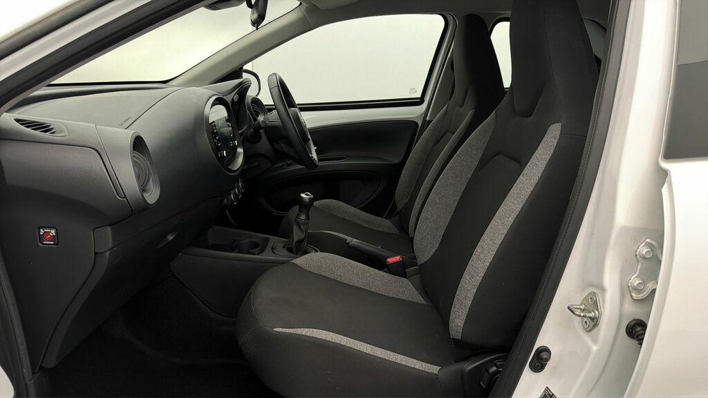 Toyota Aygo X 1.0 Vvt-i Exclusive X-shift Euro 6 Ss Green #13