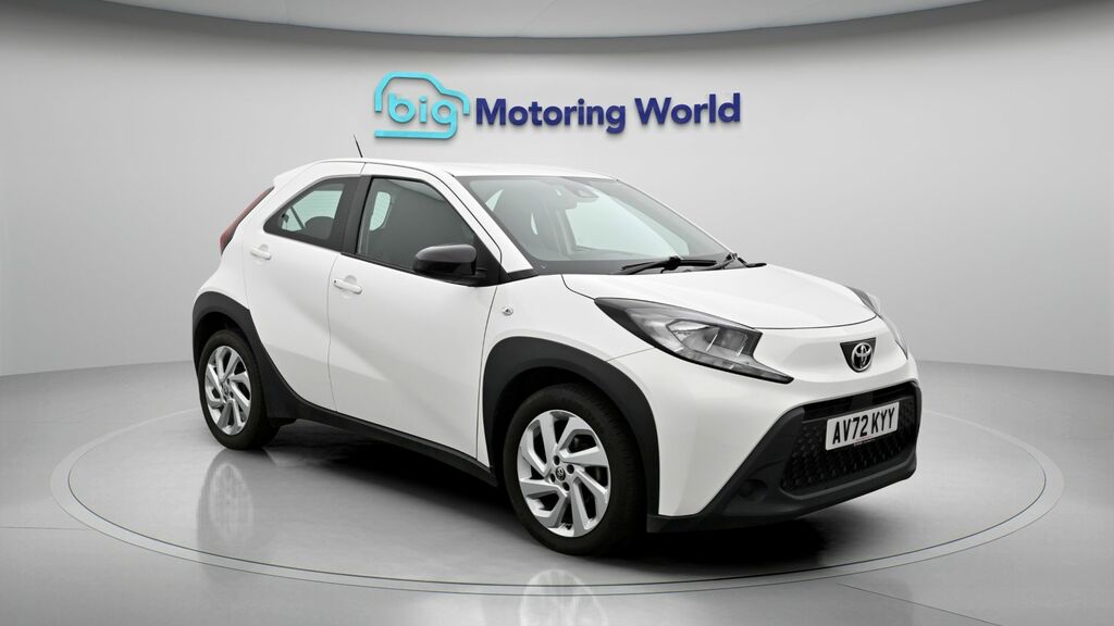 Toyota Aygo X 1.0 Vvt-i Exclusive X-shift Euro 6 Ss Green #1