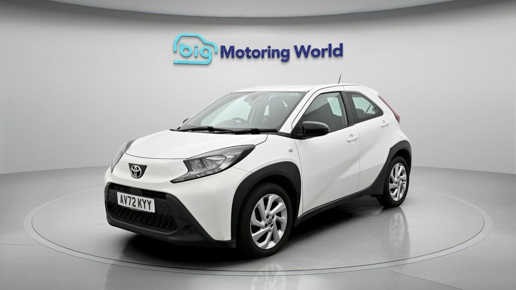 Toyota Aygo X 1.0 Vvt-i Exclusive X-shift Euro 6 Ss Green #3