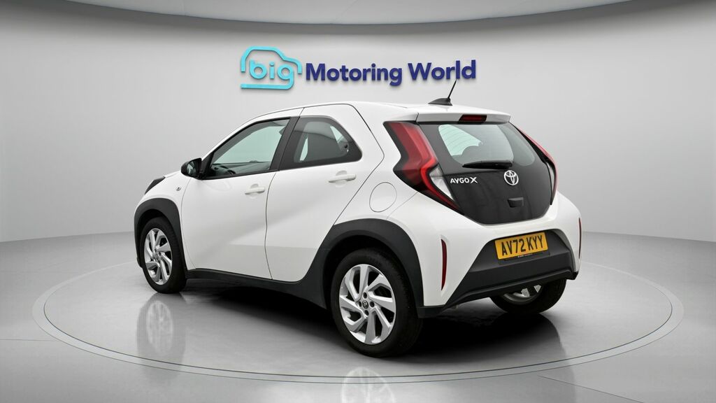 Toyota Aygo X 1.0 Vvt-i Exclusive X-shift Euro 6 Ss Green #5
