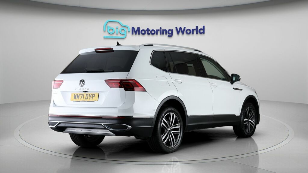 Volkswagen Tiguan Allspace Elegance WM71DYP White #6