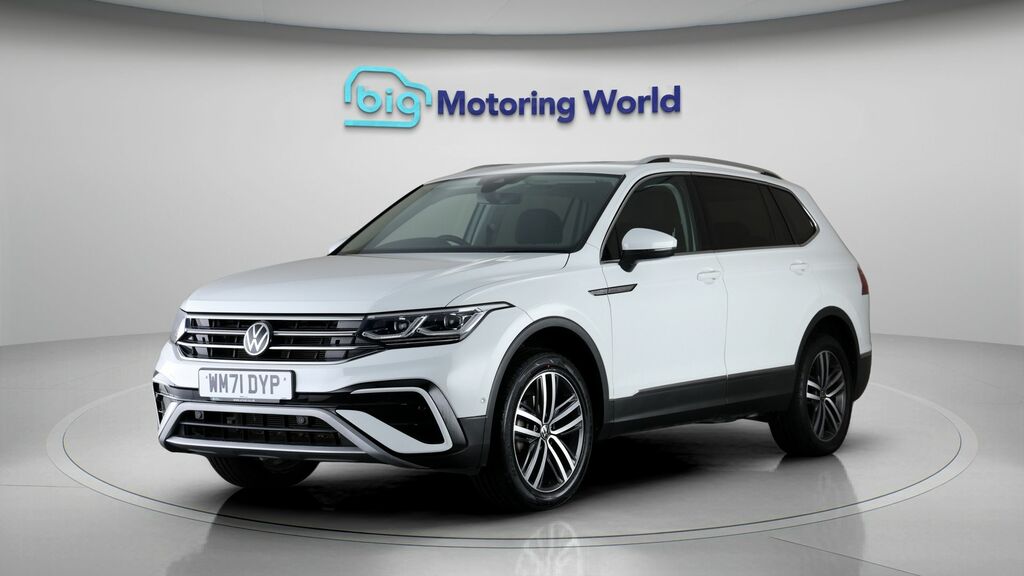 Volkswagen Tiguan Allspace Elegance WM71DYP White #3