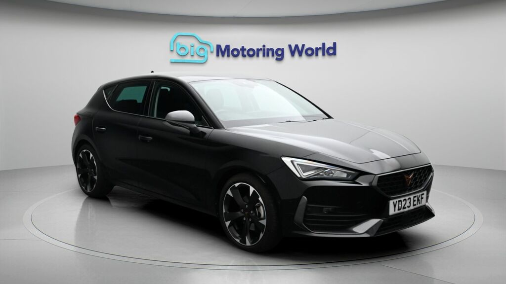 Cupra Leon V1 Black