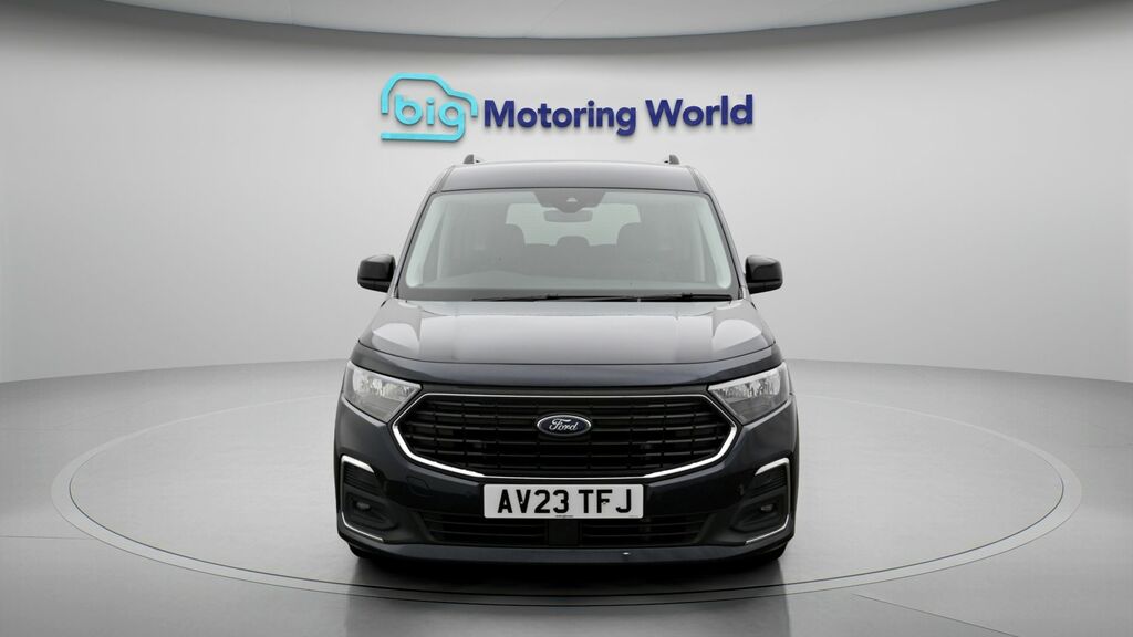 Ford Grand Tourneo Connect Titanium Blue #2