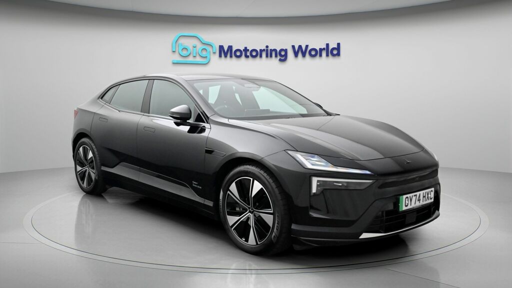 Polestar 4 Long Range Plus Black