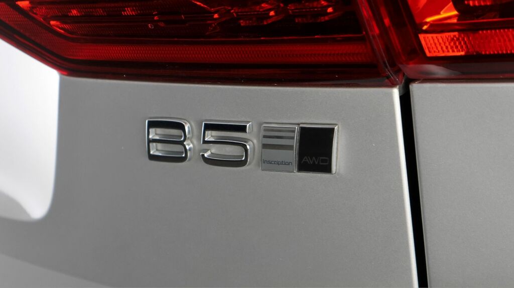 Volvo XC60 2.0 B5p 250 R Design Geartronic Silver #17