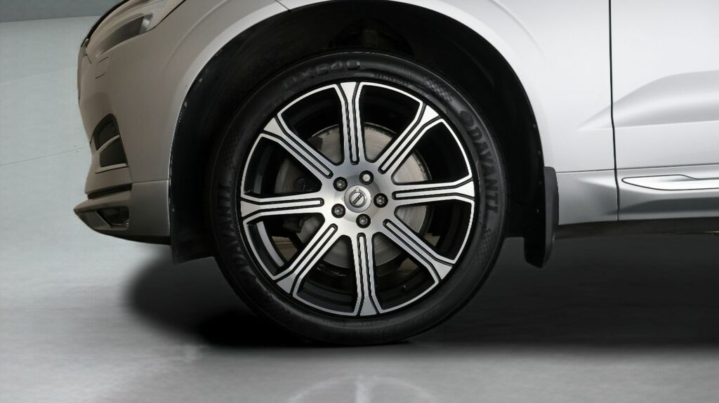 Volvo XC60 2.0 B5p 250 R Design Geartronic Silver #16