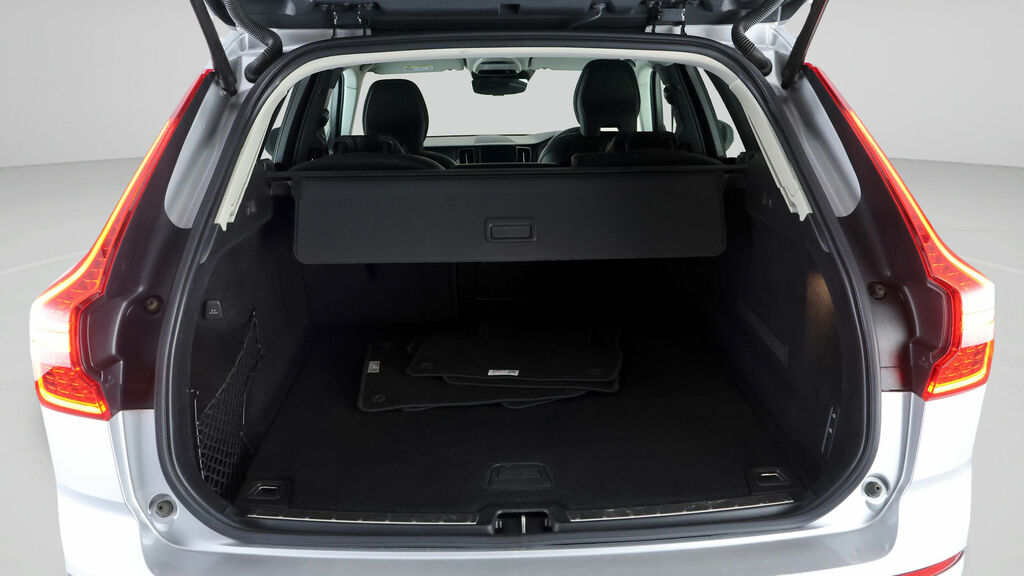 Volvo XC60 2.0 B5p 250 R Design Geartronic Silver #15