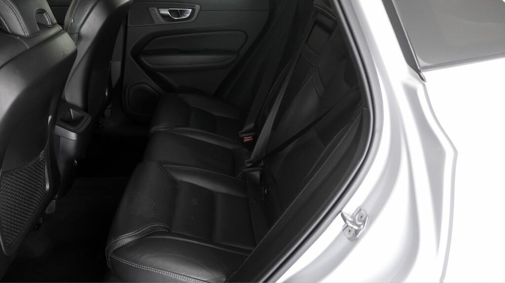 Volvo XC60 2.0 B5p 250 R Design Geartronic Silver #14