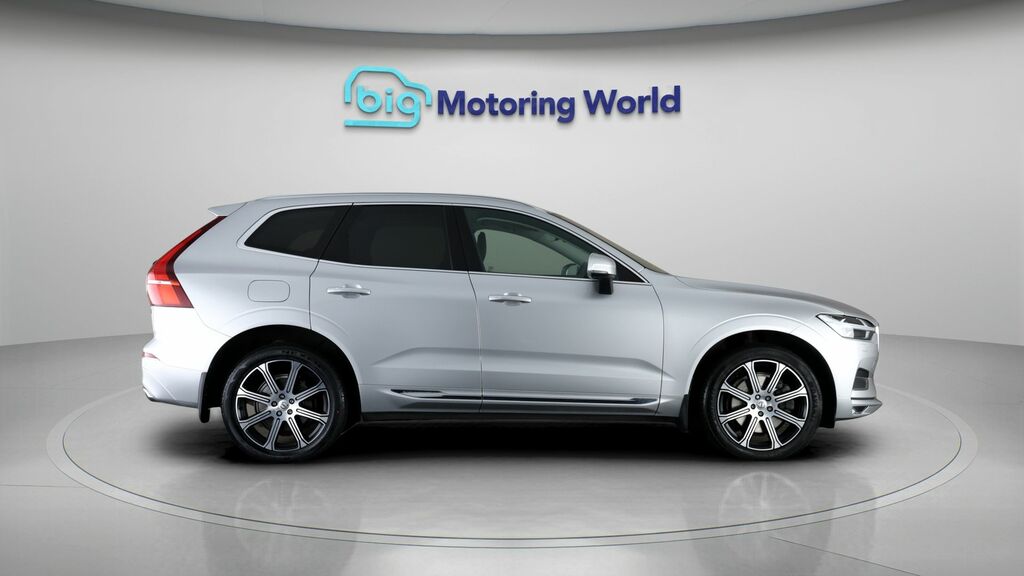 Volvo XC60 2.0 B5p 250 R Design Geartronic Silver #7