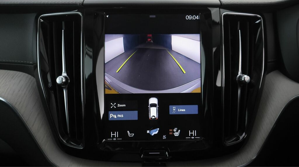 Volvo XC60 2.0 B5p 250 R Design Geartronic Silver #20