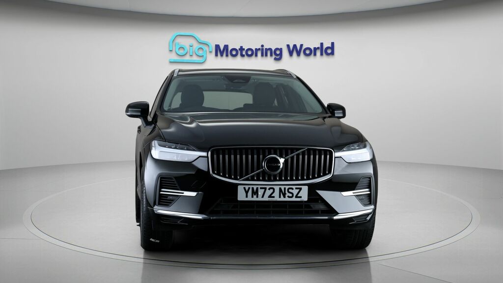 Volvo XC60 Core Black #2