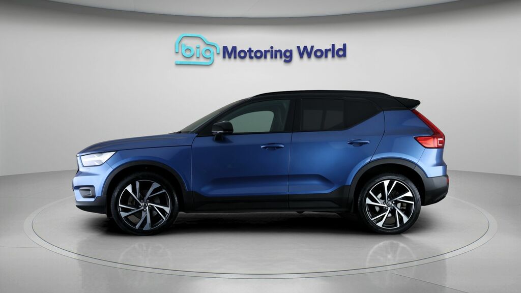 Volvo XC40 R-design Pro Blue #4