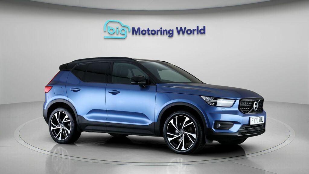Volvo XC40 R-design Pro Blue