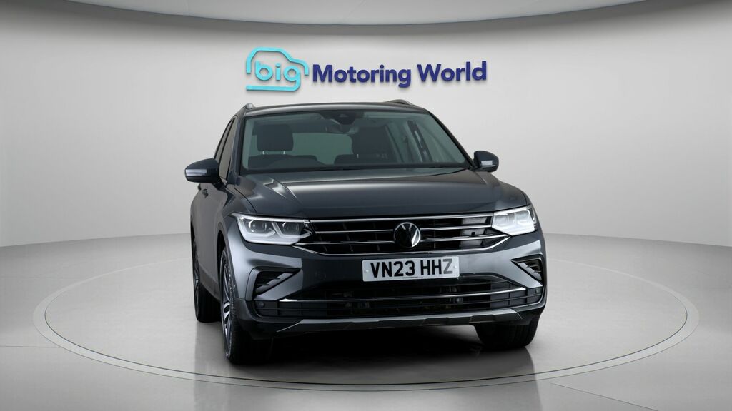 Volkswagen Tiguan Tiguan Elegance Tsi Phev Silver #2