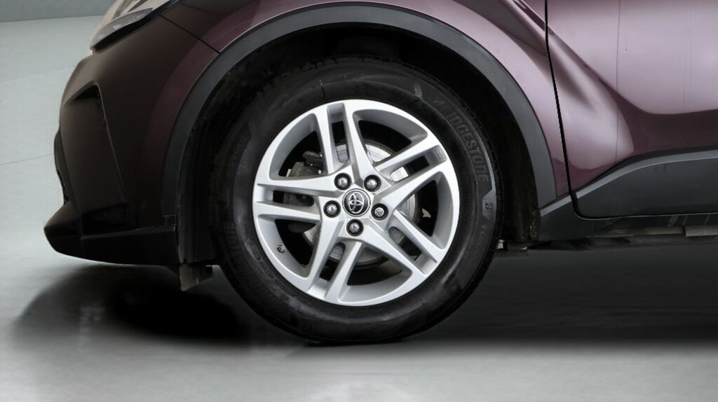 Toyota C-Hr 1.8 Hybrid Design Cvt Hatchback #17