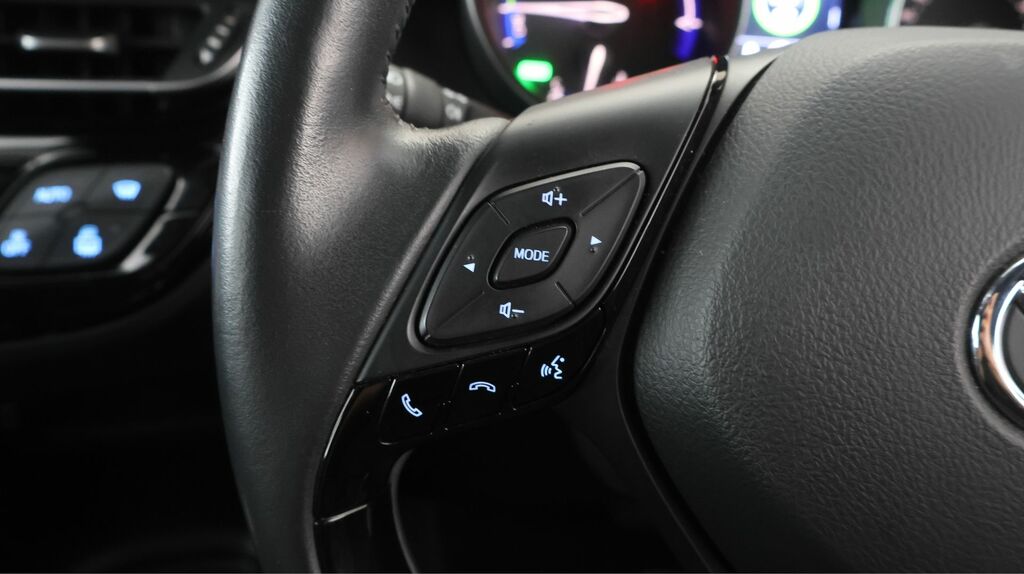 Toyota C-Hr 1.8 Hybrid Design Cvt Hatchback #22