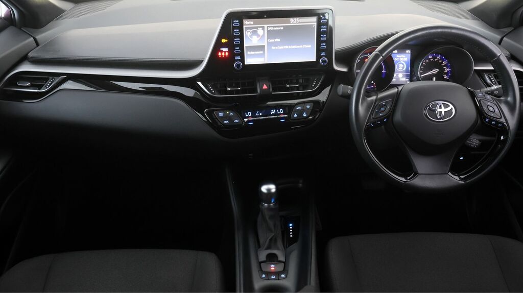 Toyota C-Hr 1.8 Hybrid Design Cvt Hatchback #12