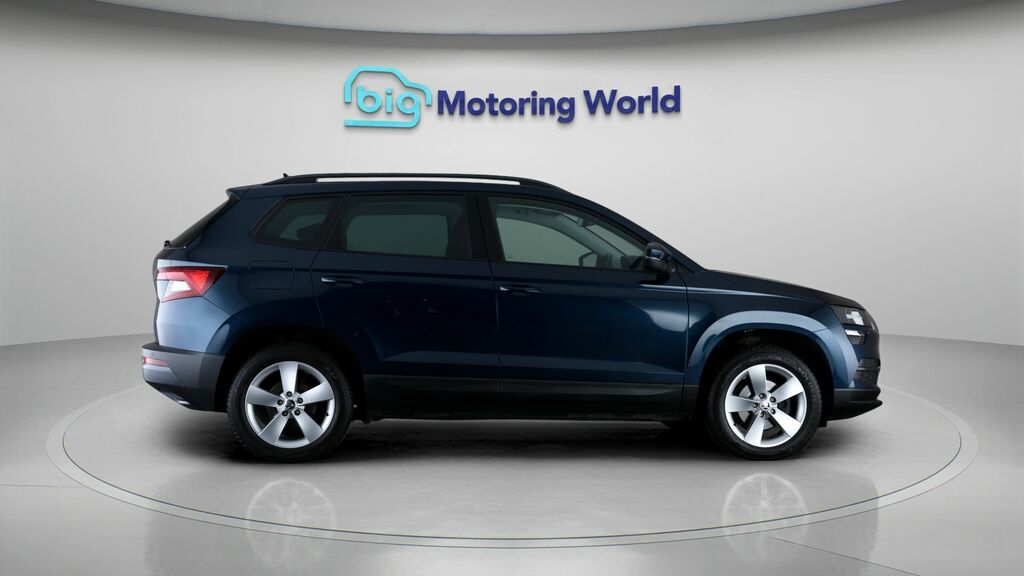 Skoda Karoq Suv 1.0 Tsi 110Ps Se L Blue #8