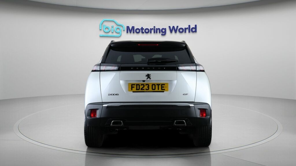 Peugeot 2008 Gt White #6