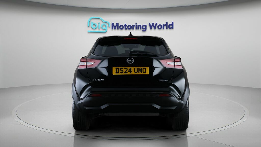 Nissan Juke N-connecta Black #6