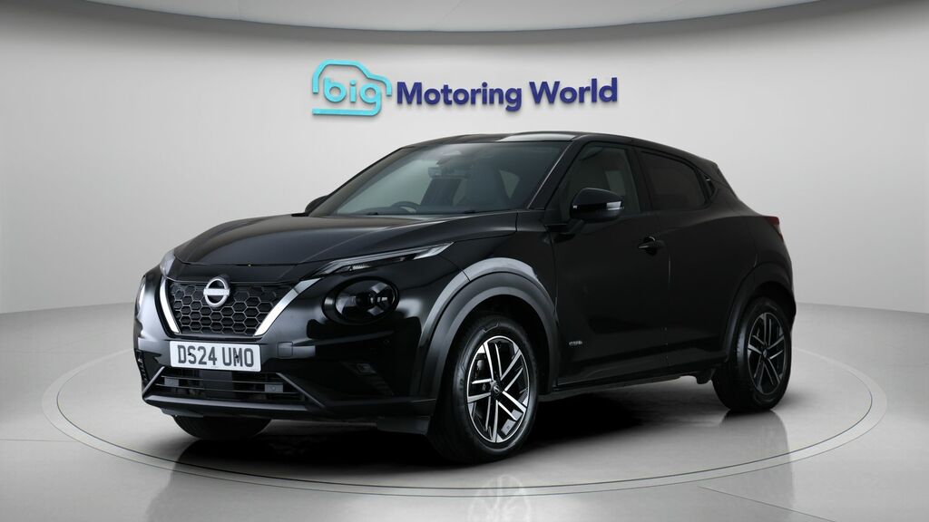 Nissan Juke N-connecta Black #3