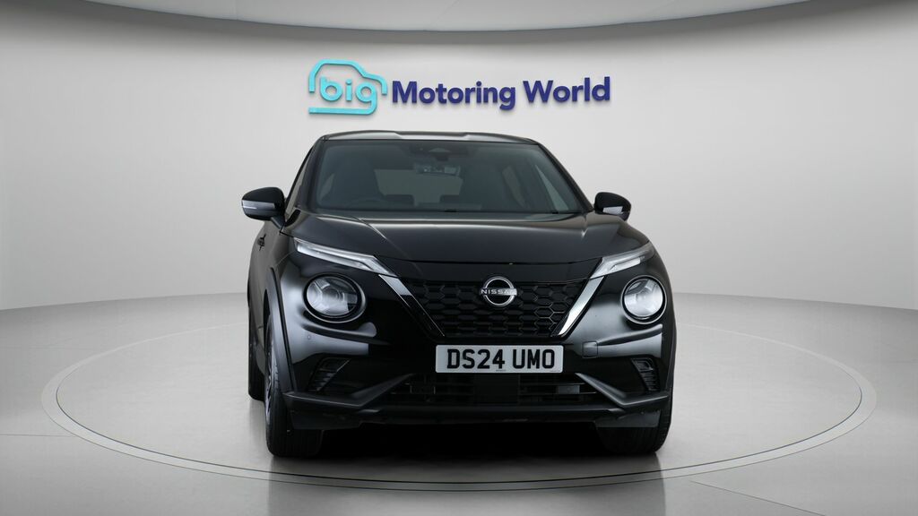 Nissan Juke N-connecta Black #2