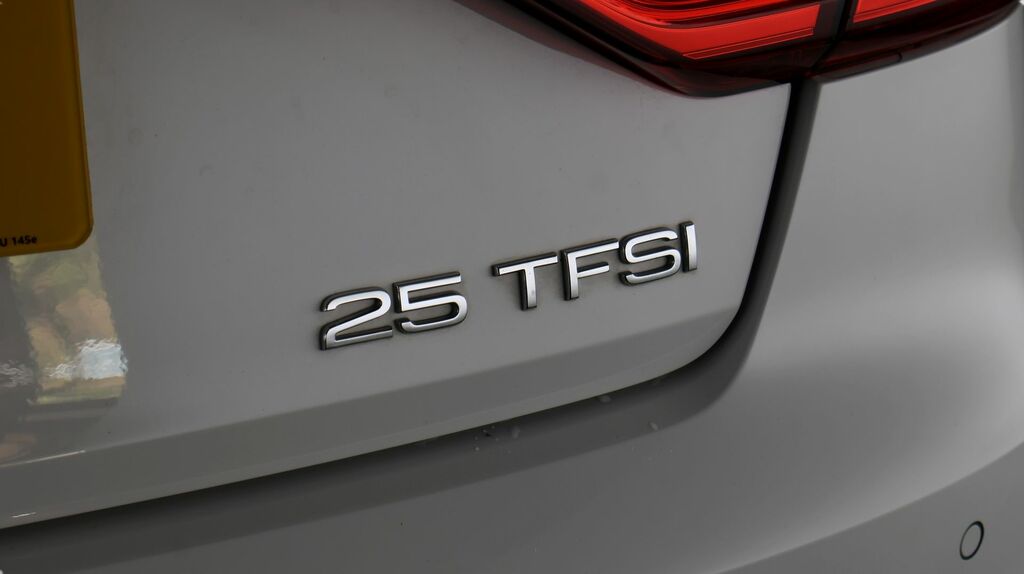 Audi A1 Audi A1 Sportback Sport 25 Tfsi 95 Ps S Tronic Grey #19