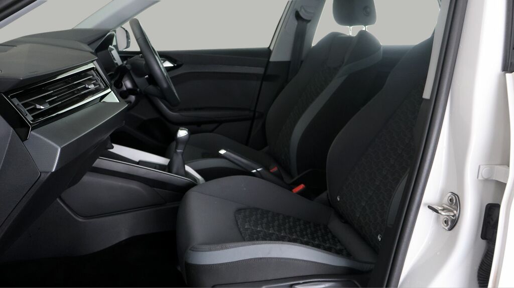 Audi A1 Audi A1 Sportback Sport 25 Tfsi 95 Ps S Tronic Grey #13