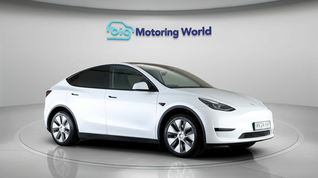 Tesla Model Y Y Model Y Rwd White