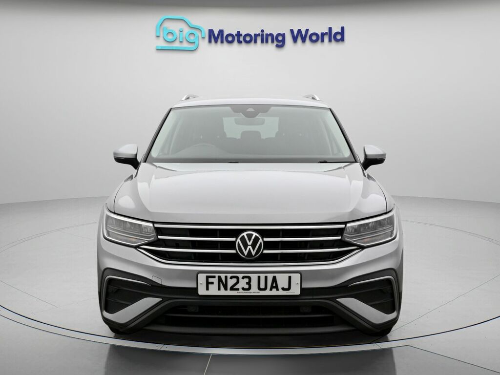 Volkswagen Tiguan Allspace Life Silver #2