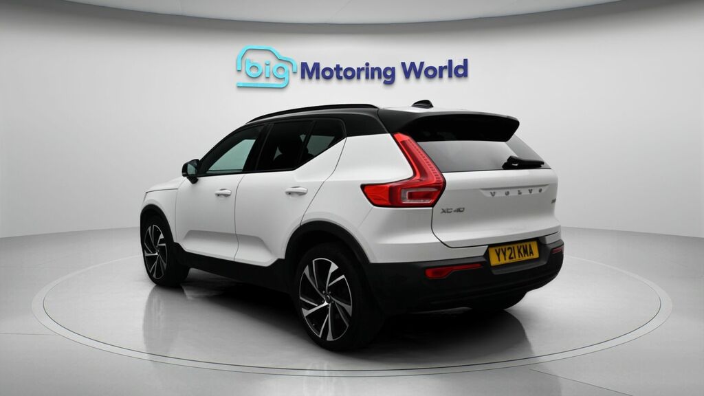 Volvo XC40 R-design Pro White #5