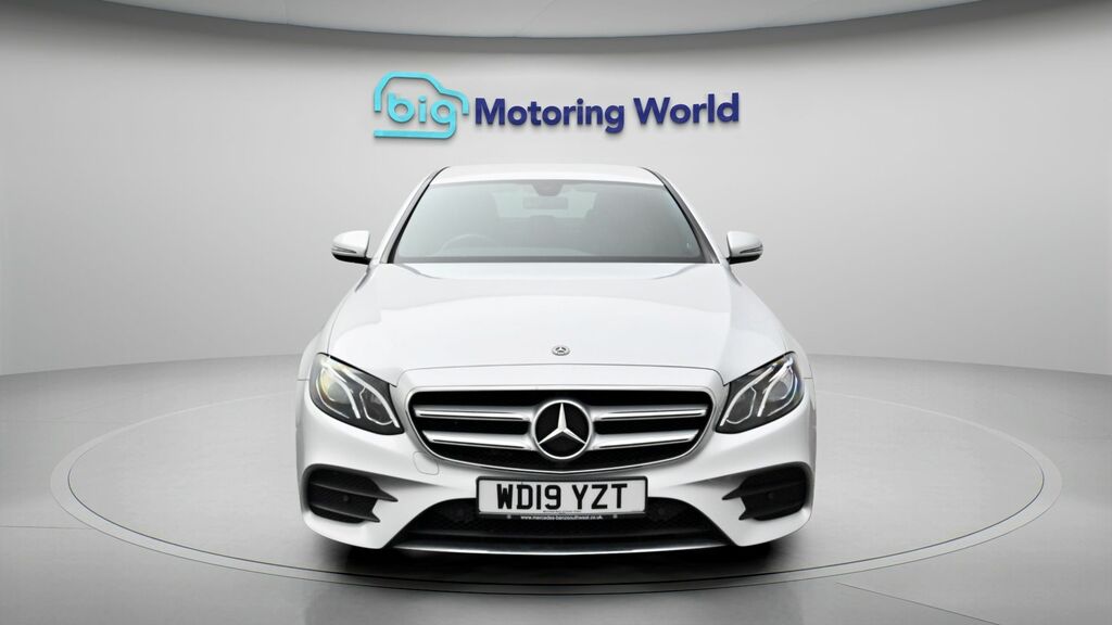 Mercedes-Benz E Class Amg Line Silver #2