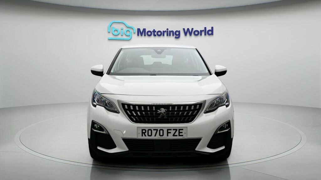 Peugeot 5008 Active White #2