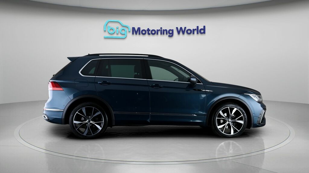 Volkswagen Tiguan 2.0 Tdi 150Ps Elegance Scr 4Motion Dsg Blue #8