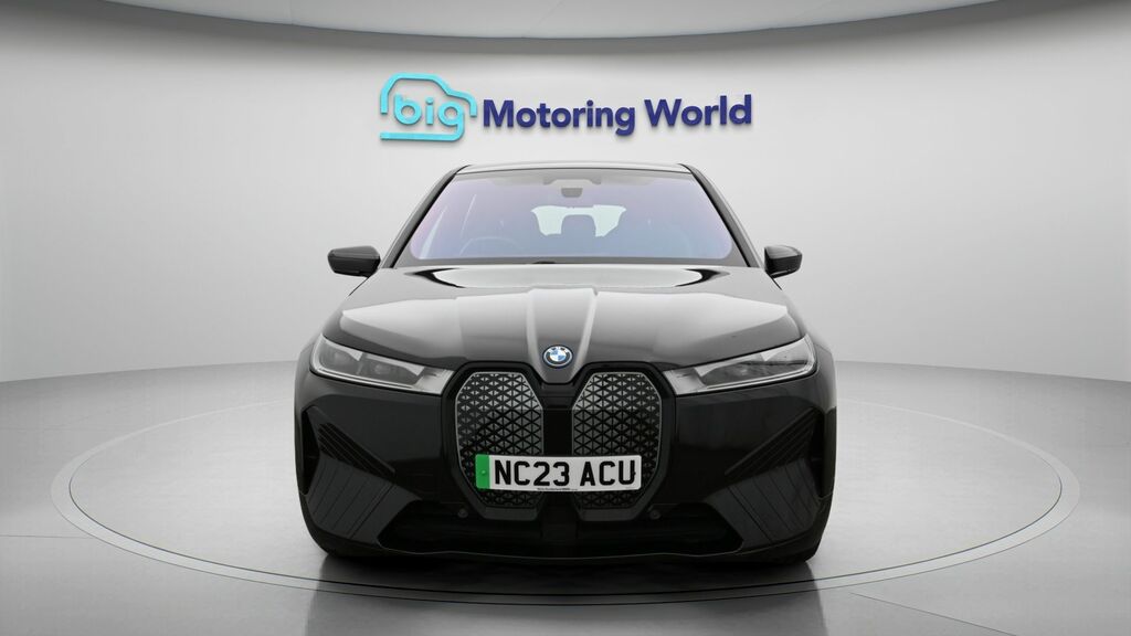 BMW iX M Sport Black #2