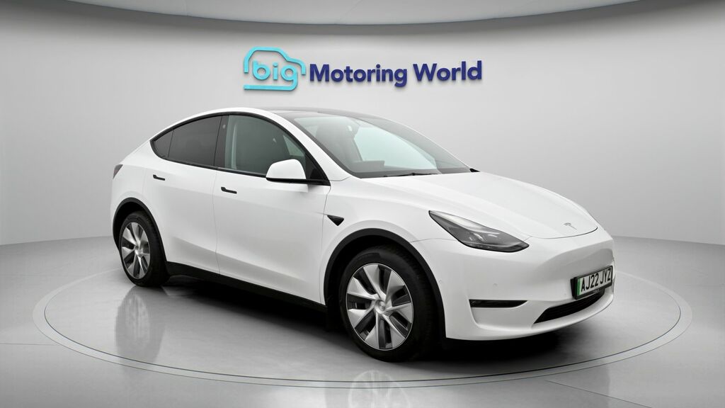 Tesla Model Y Long Range White