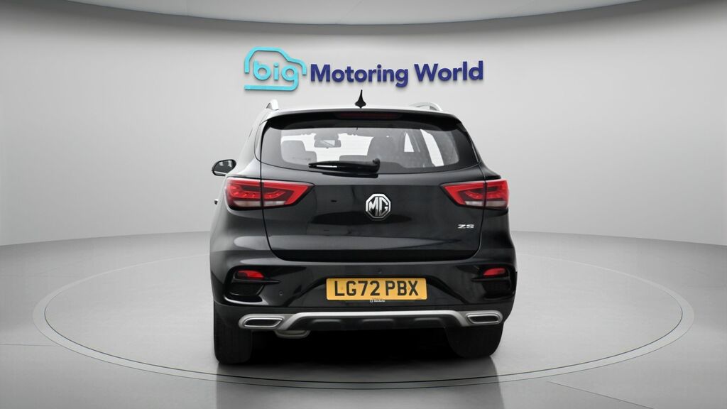 MG ZS Excite Black #6