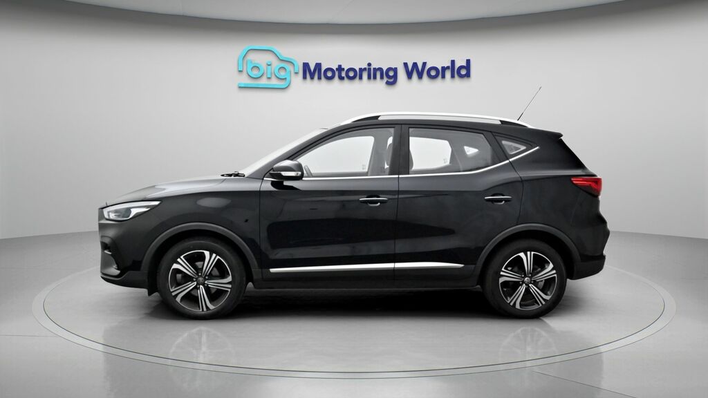 MG ZS Excite Black #4