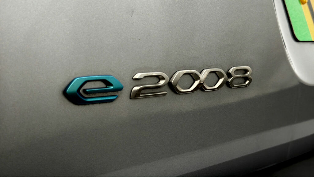Peugeot e-2008 50Kwh Allure Premium 7Kw Charger Red #19