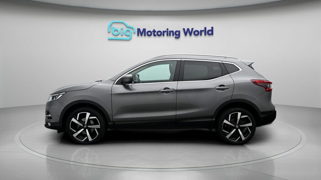 Nissan Qashqai Tekna Grey #4
