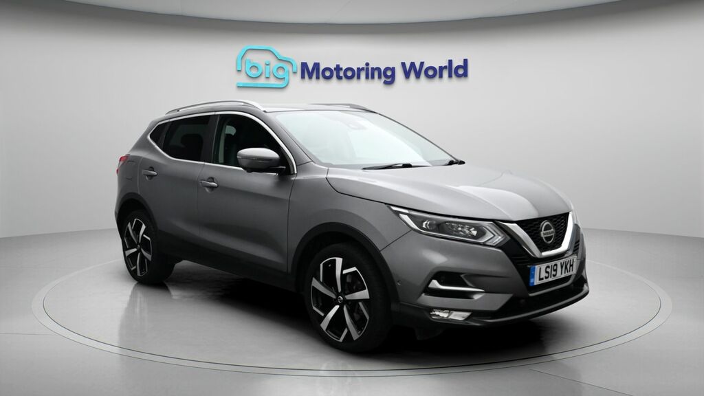 Nissan Qashqai Tekna Grey