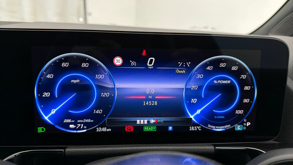 Mercedes-Benz EQA 350 4M 215Kw Amg Line Prem Plus 66.5Kwh At Blue #25