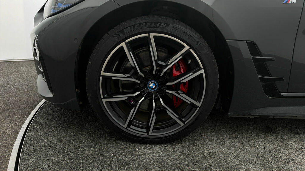 BMW i4 250Kw Edrive40 M Sport 83.9Kwh 2022 Blue #17