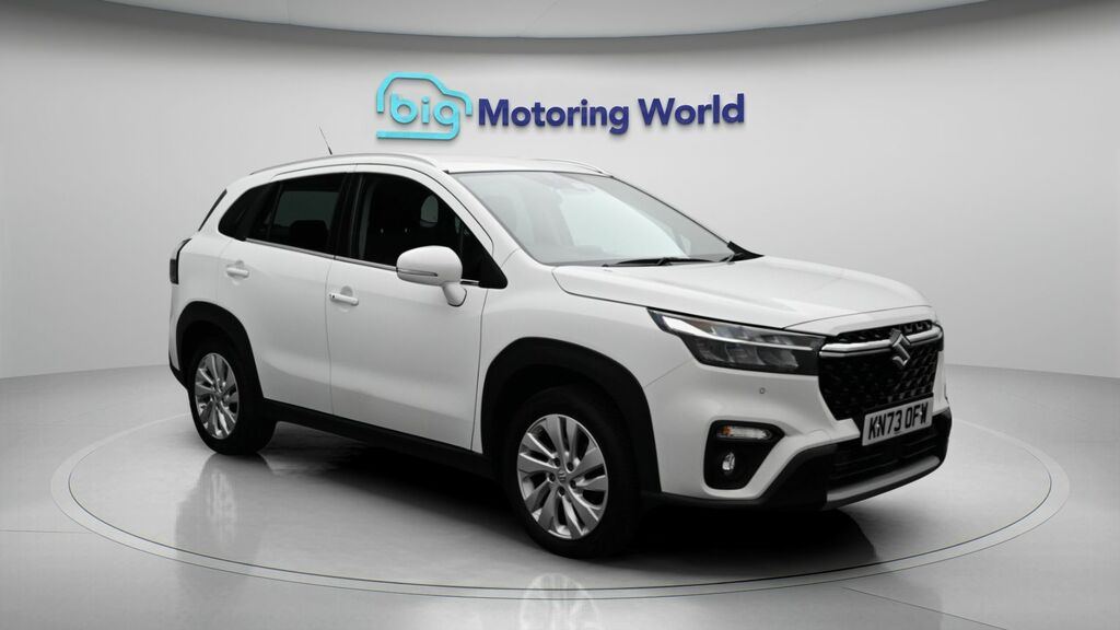 Suzuki S Cross Motion White